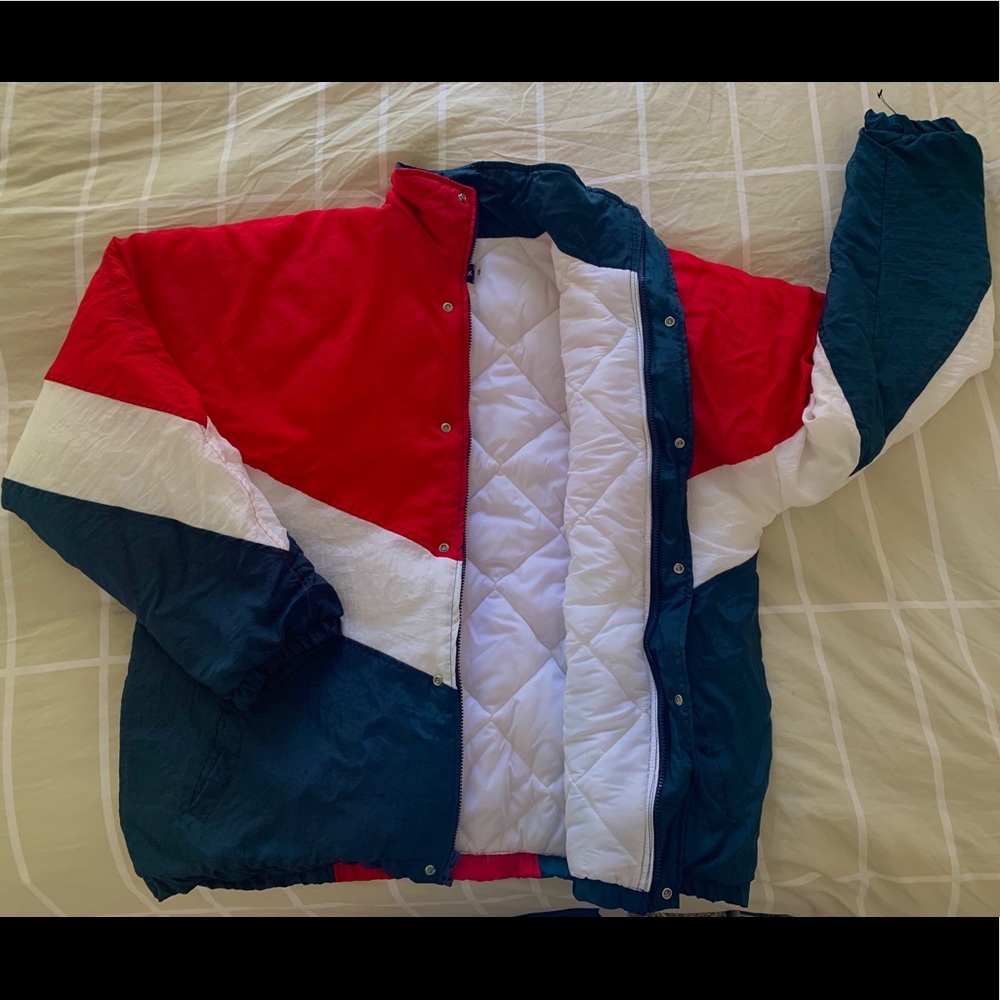 🚨XXL USA Puffer Jacket🚨Fits more like XL!